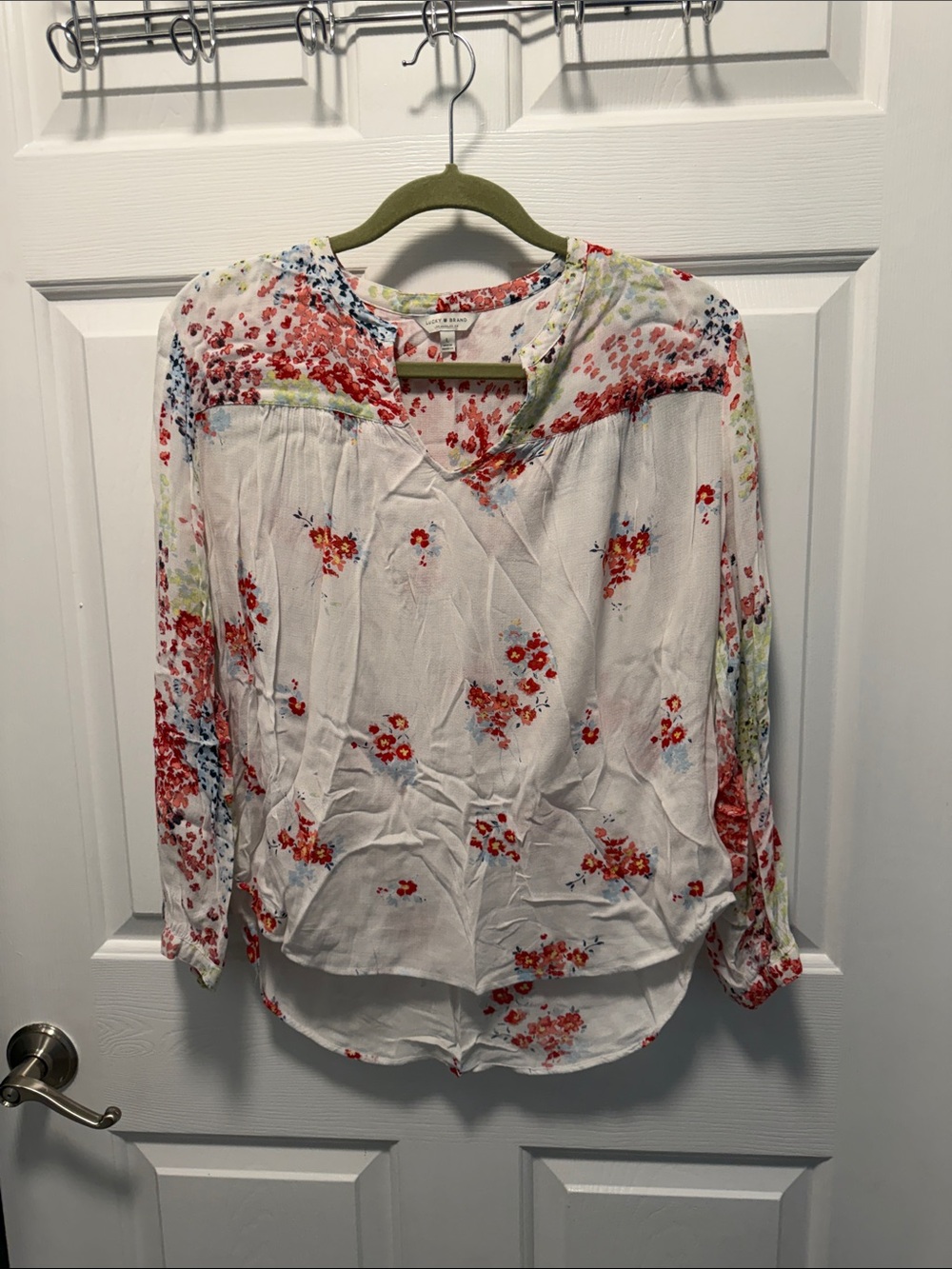 Lucky Brand White Floral V-Neck Long-Sleeve Blouse